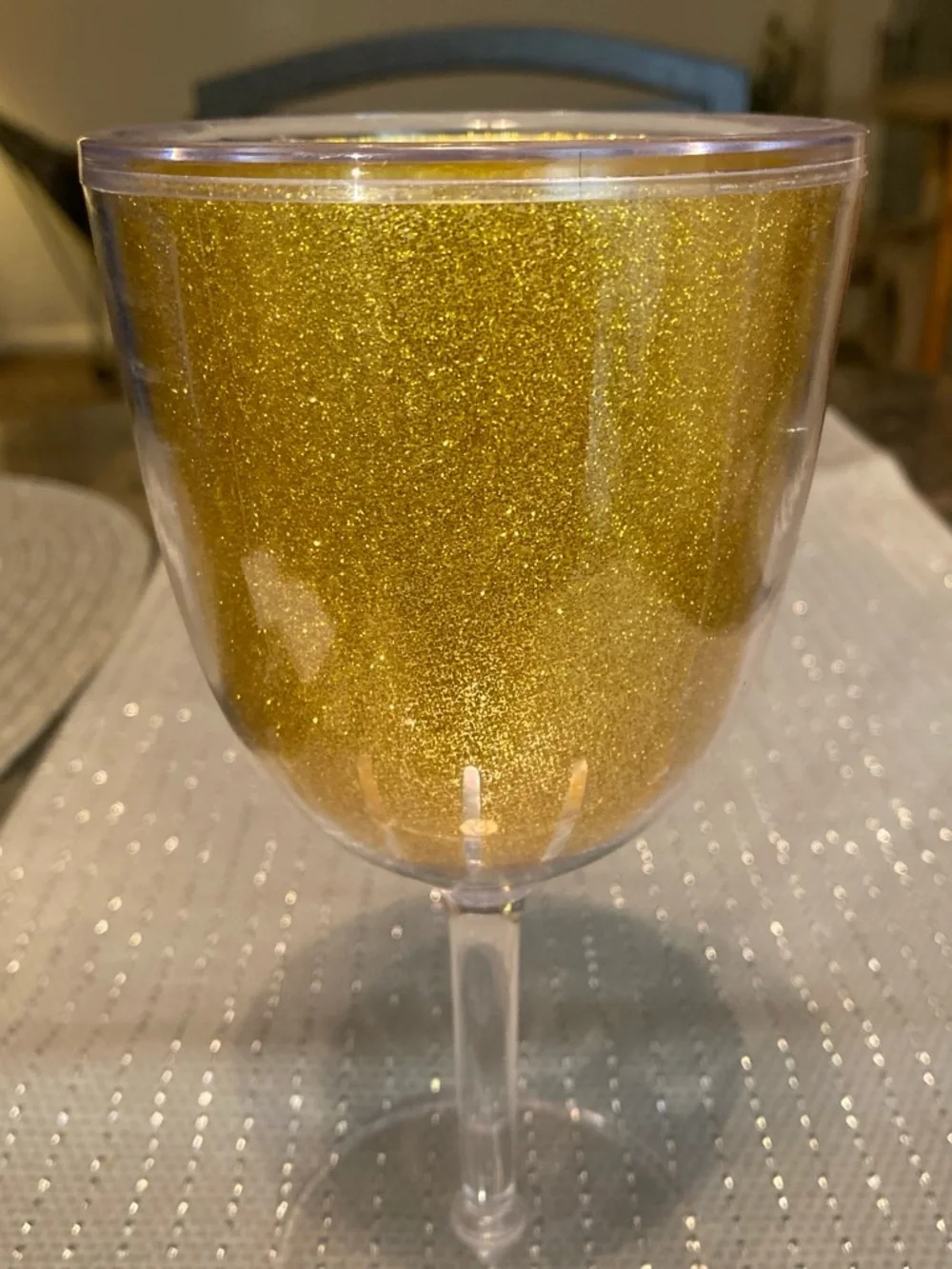 Birthday Babe Glitter Wine Goblet - Pink Text on Gold Glitter